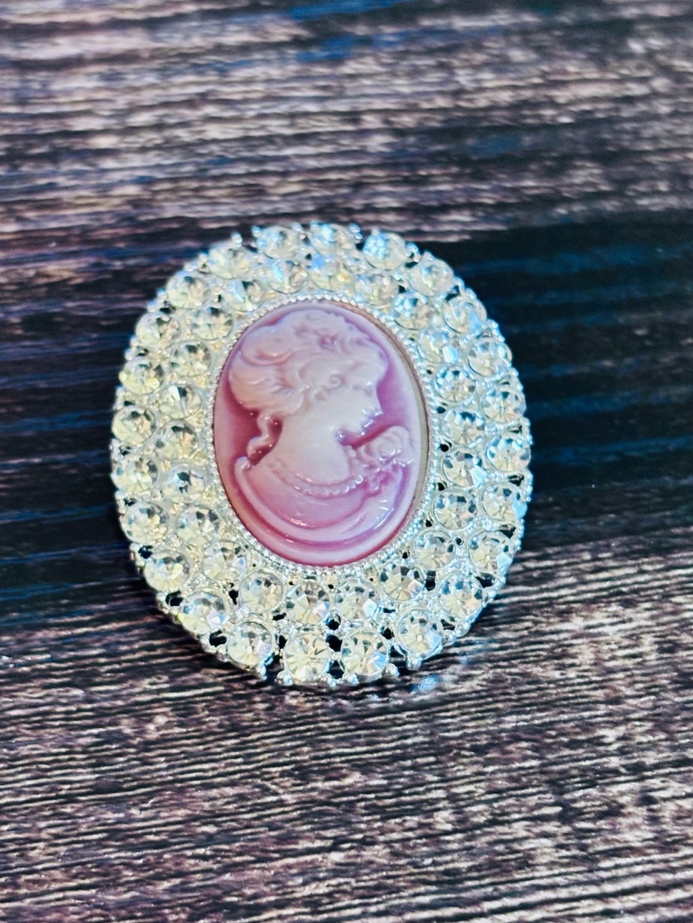 Pink Cameo and Crystal Oval Brooch — Women's Vintage-Inspired Jewelry